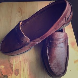 Men’s medium brown Dockers leather loafers 11 1/2